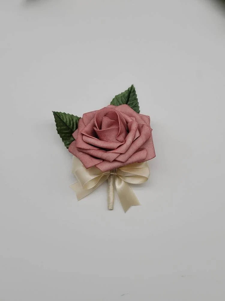 dusty rose and ivory boutonniere